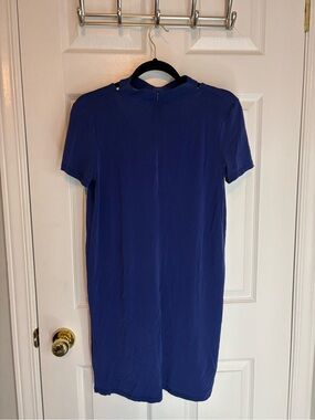 Classic Short-Sleeve Royal Blue Shift Dress